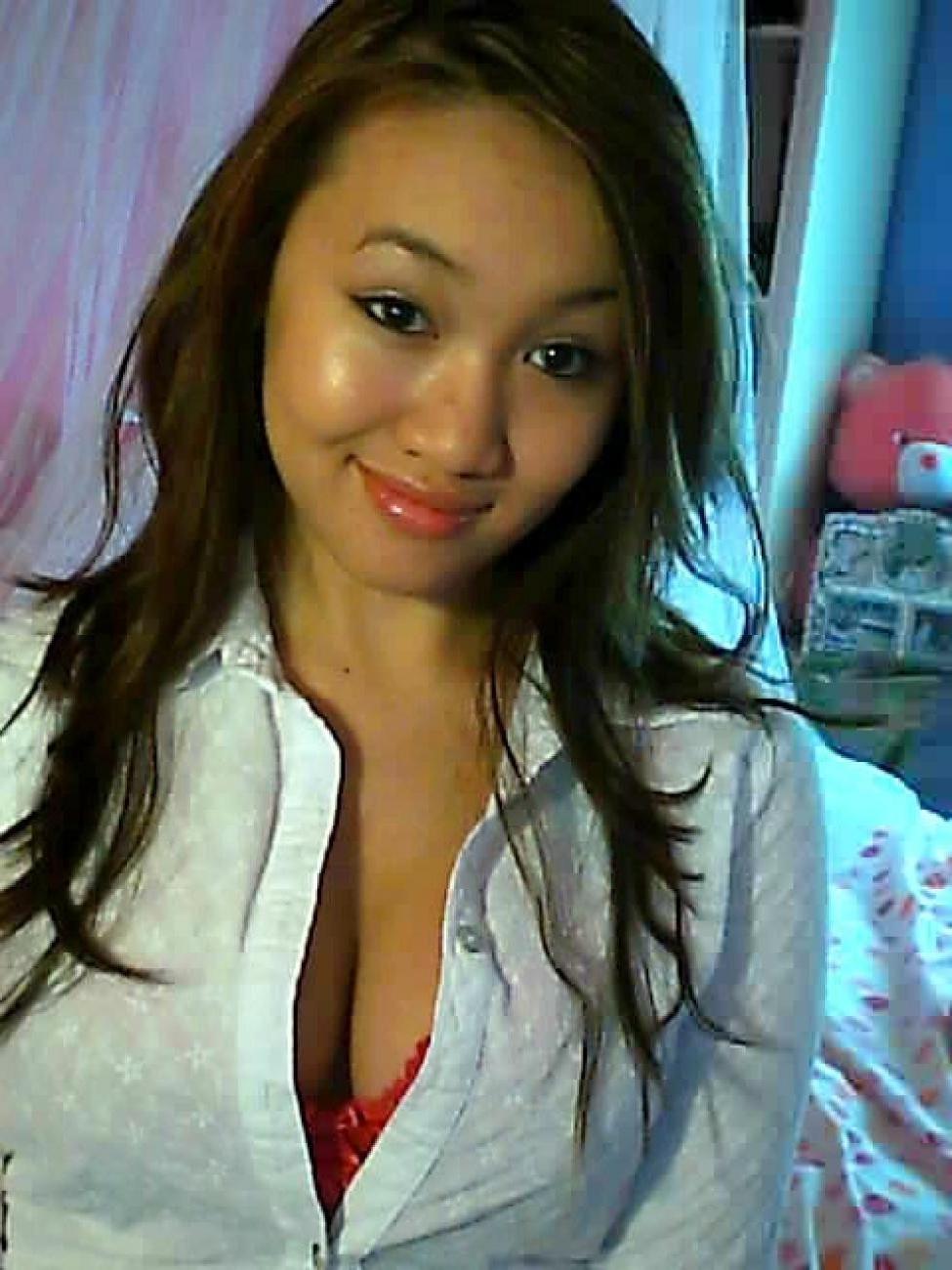 16P Mega oozing hot and delicious Asian girls posing naked