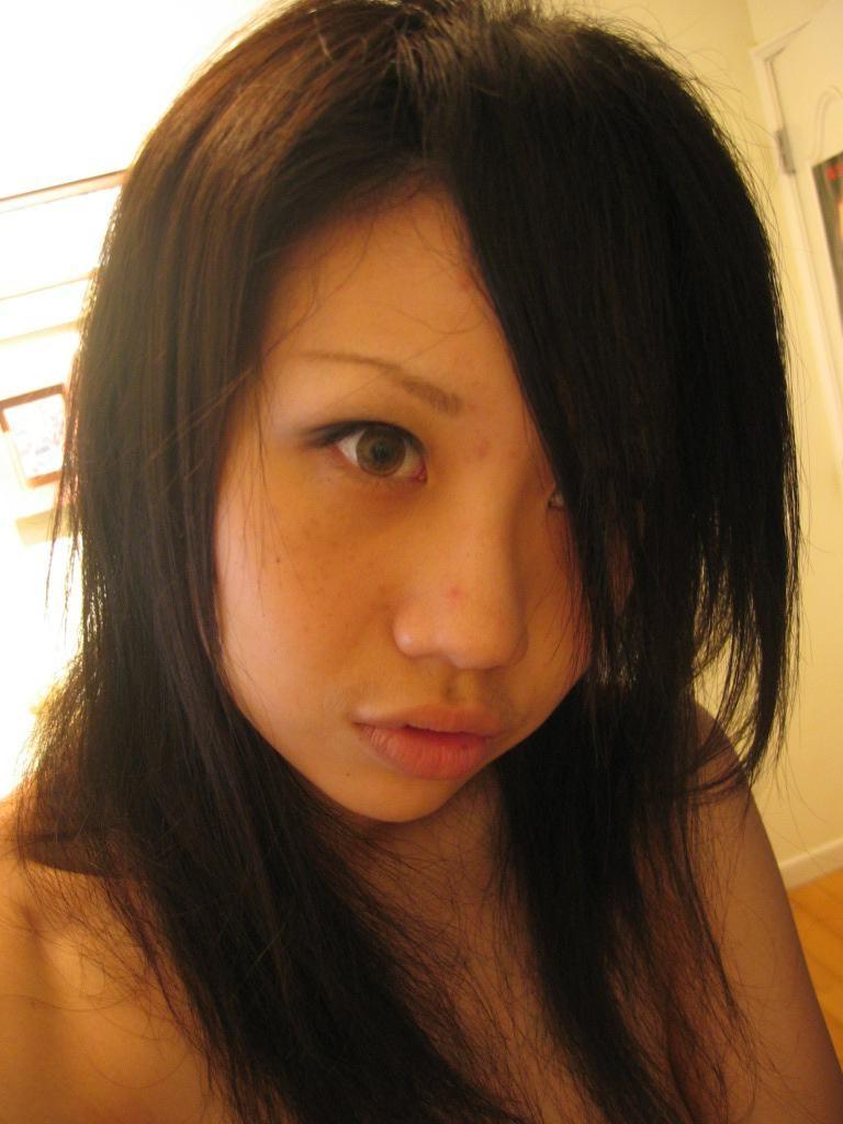 15P Hot Asian girlfriend with cute ass shows tan lines