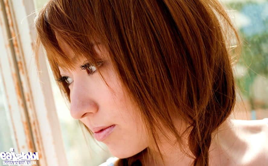 15P Sweet japanese girl showing off her nice body