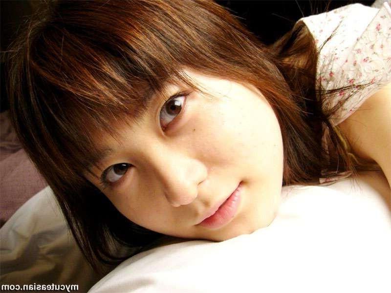 15P A young japanese coed gets tight hot  pussy masturbate