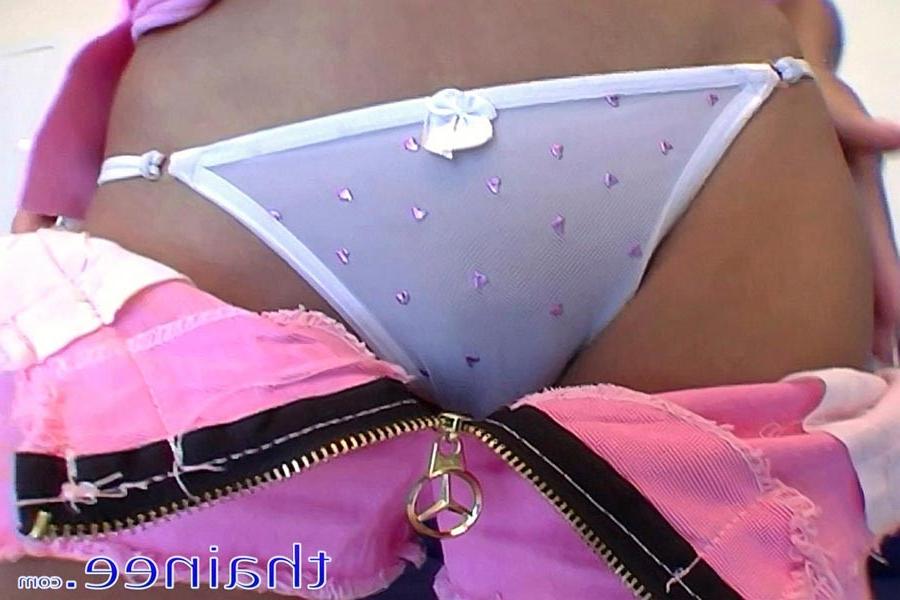 15P Thainee shows her new creampie