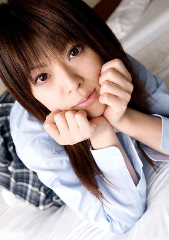 15P Japanese cutie fucking an older man