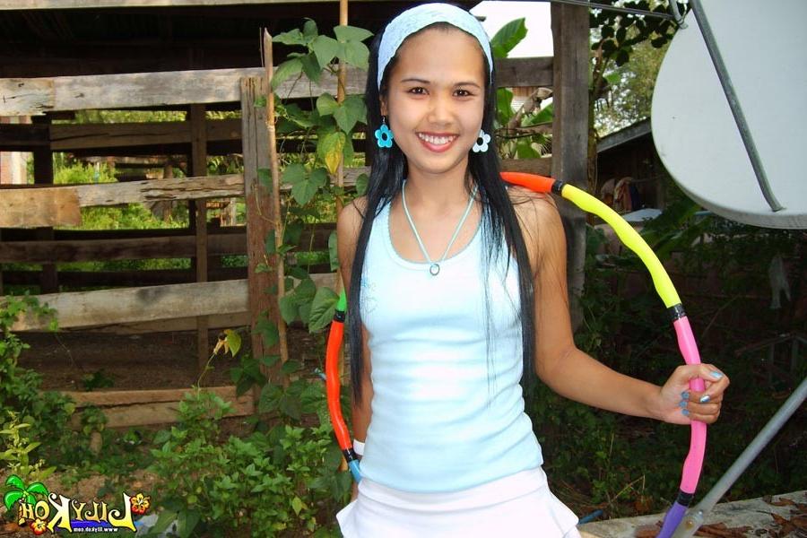 16P asian teen outdoors