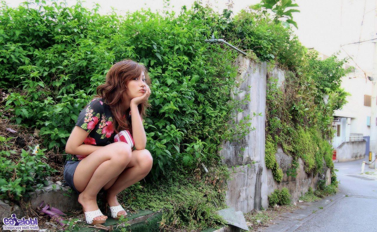 15P Candids of a horny Japanese woman flirty and naked even outside