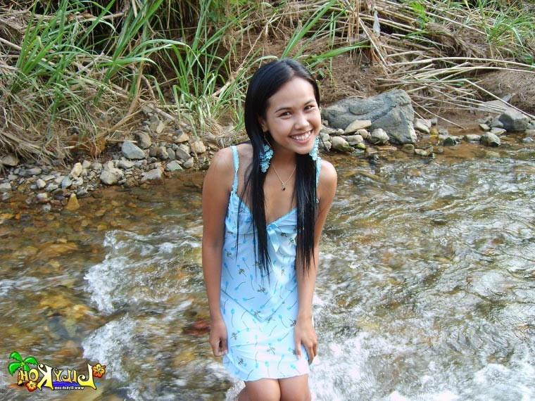16P Thai girl in river