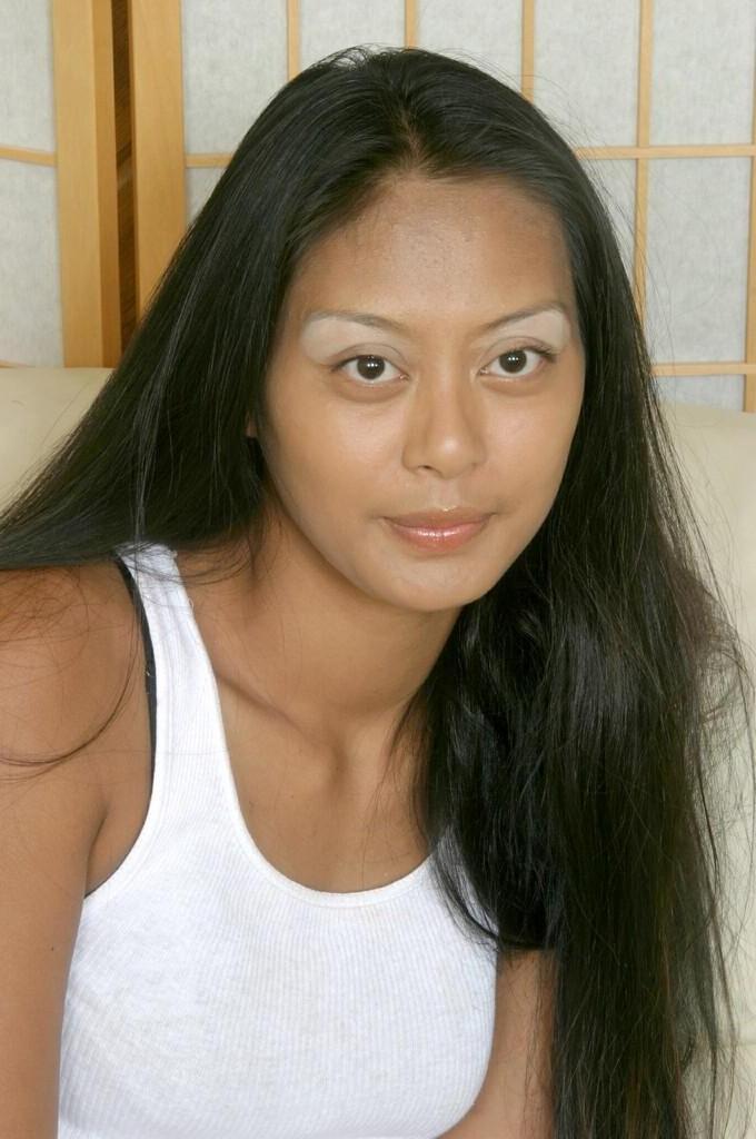 20P Horny asian teen loves to tease while playing with her twat