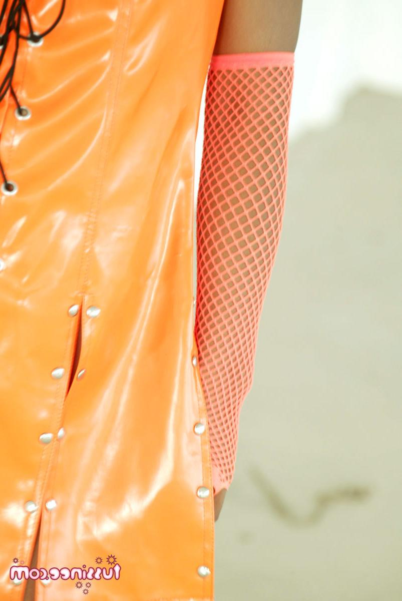 15P Super hot Asian teen Tussinee teases the camera