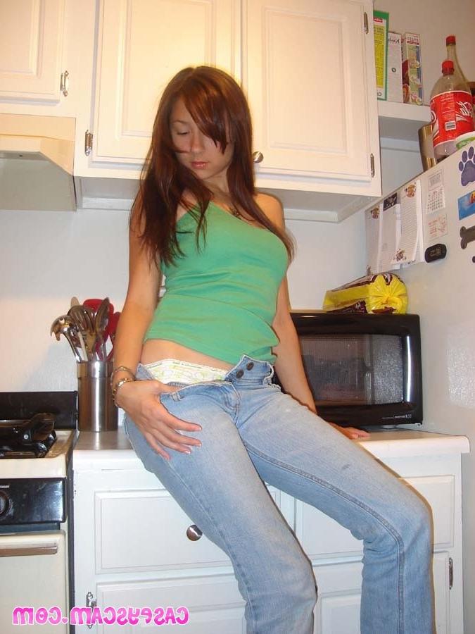 18P Asian teen raiding fridge