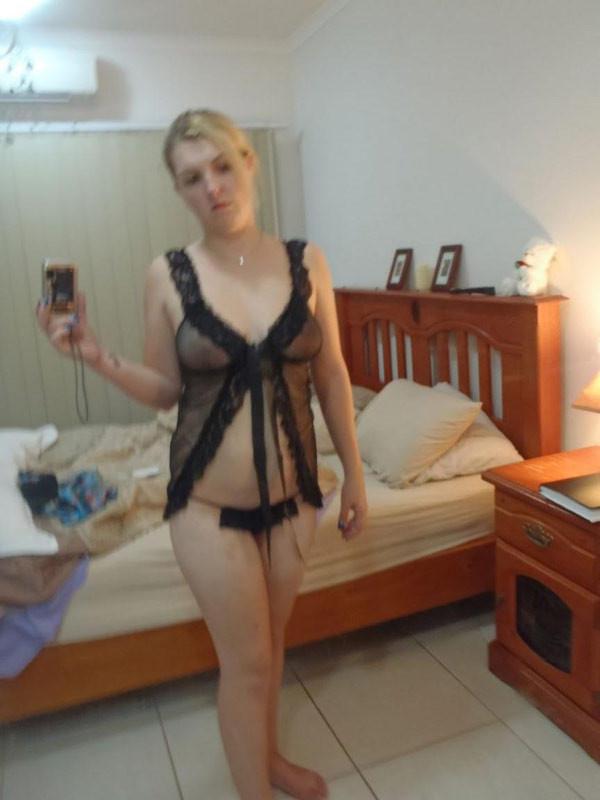 15P Sexy big girl having sex