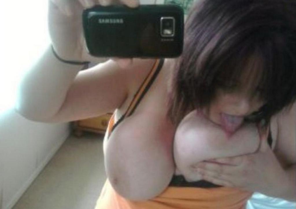15P Sexy big girl having sex