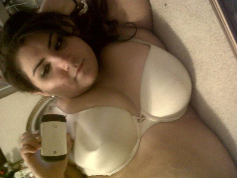 15P Sexy big girl having sex