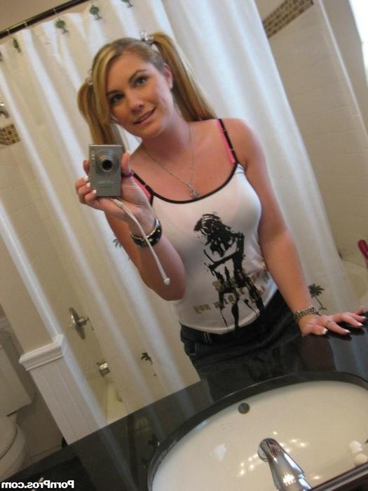 12P Busty Dorm Room Slut 