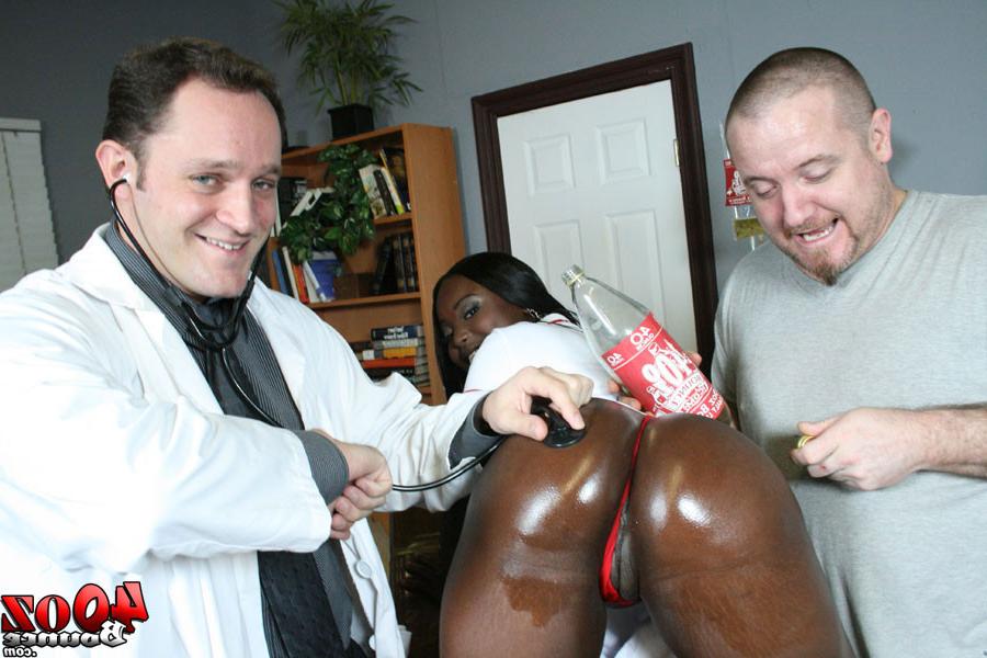 16P nasty ebony exploded with cum on her huge ass
