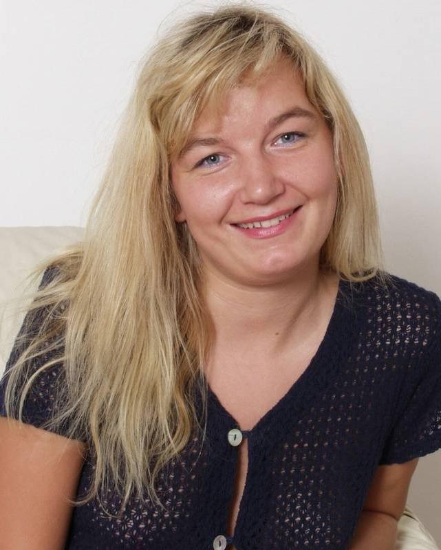 16P Mature horny lover spreading her big pussy hard
