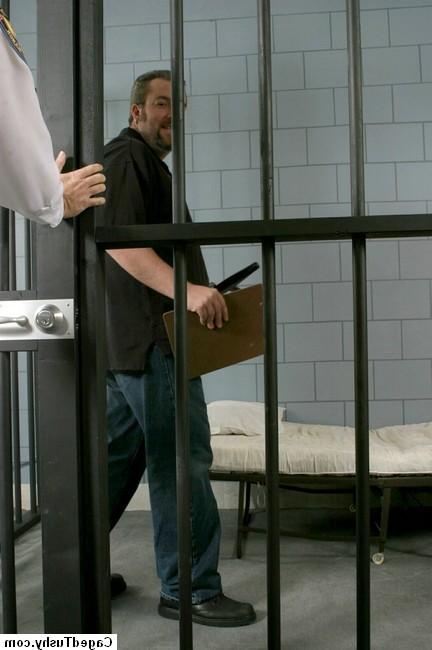 16P babe is lonely in prison so a guard comes by and helps her 