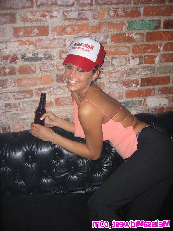 14P Melissa Midwest Teases At Bar In Hot Outfit