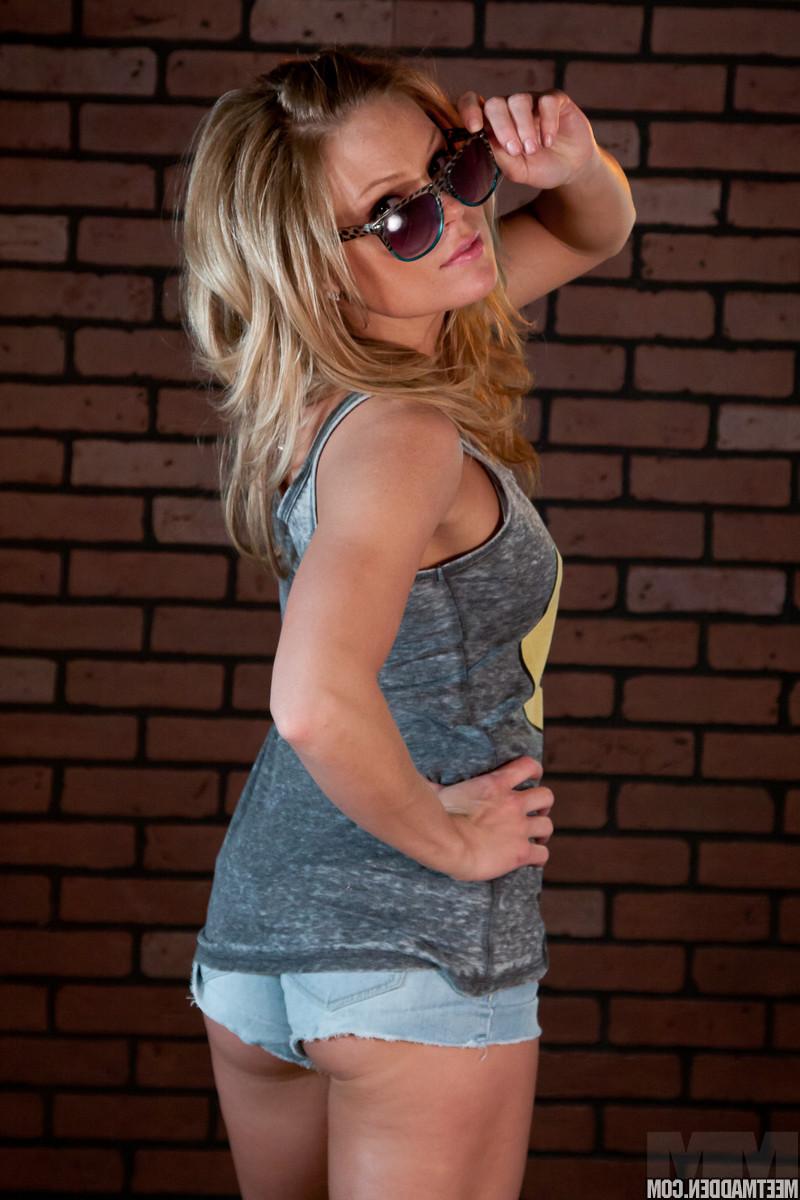 15P Slim teen tease