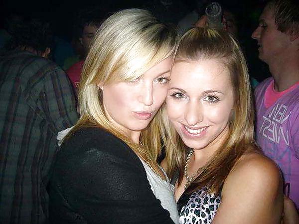 25P College Girlfriend's XXX Times