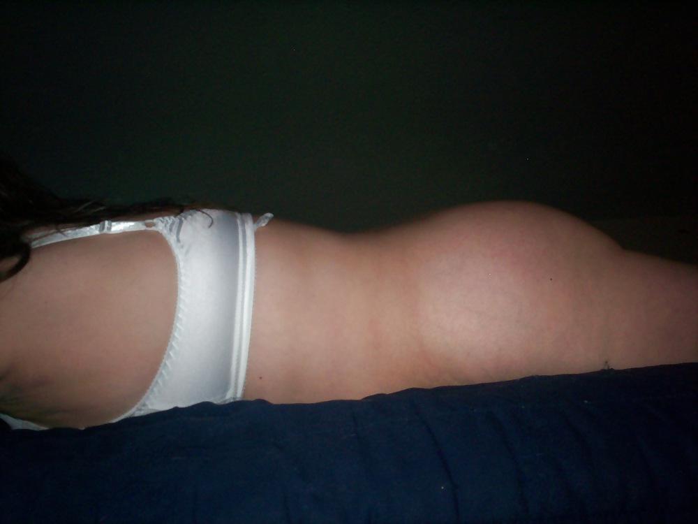 25P Bare Ass, Heels And Bra