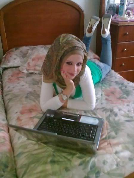 8P Cum on hijab girls