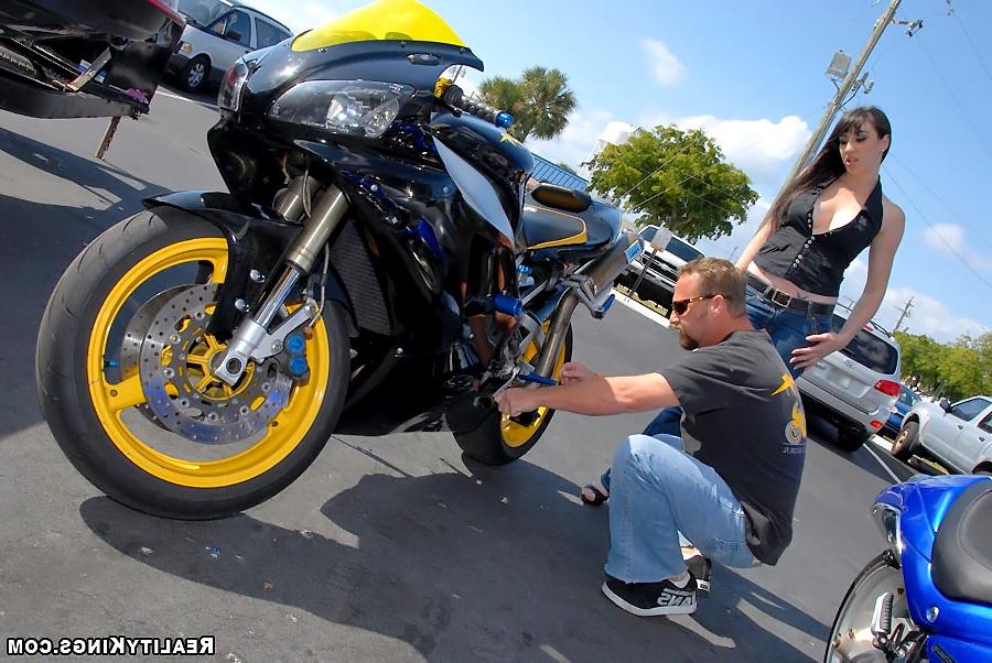 12P Big tits biker chick gets rammed in her box against her motorbiki in these hot p