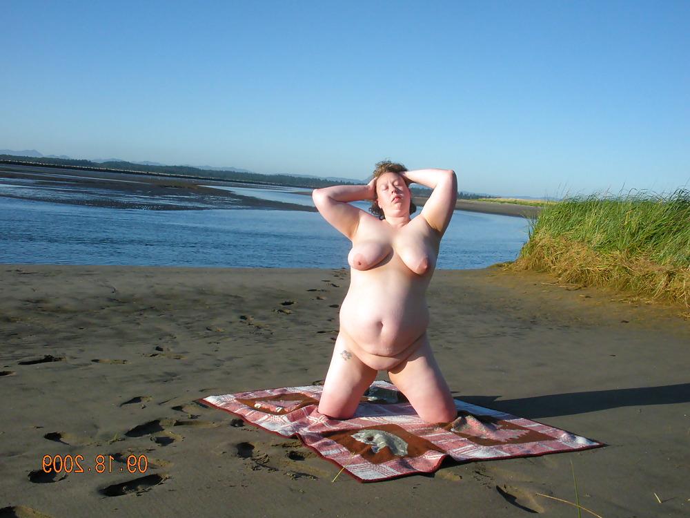 22P Cum on my slut wifes pics and repost