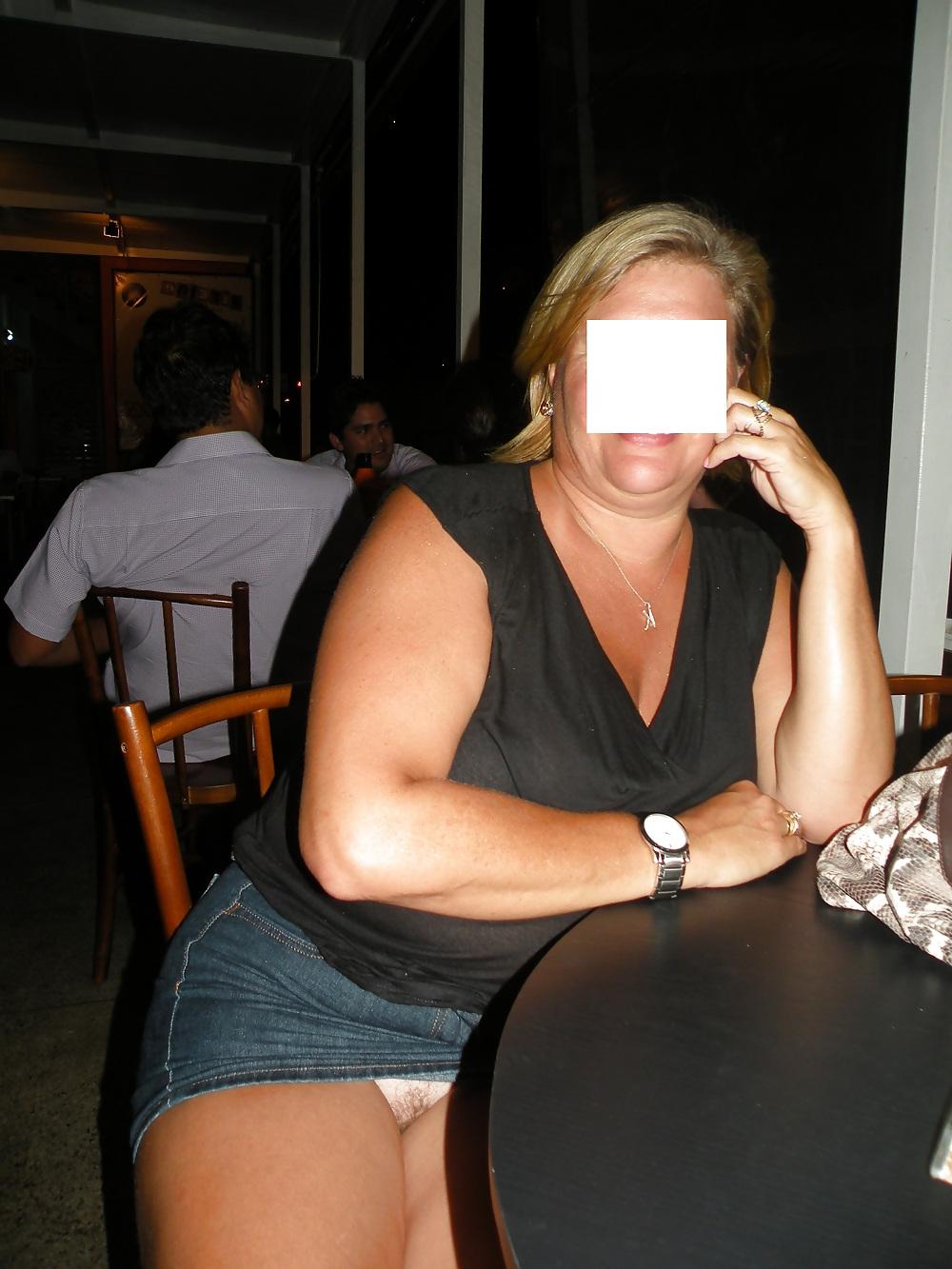 10P Last nigth at different bars