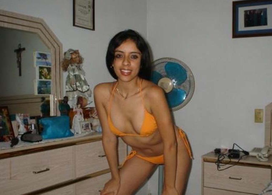 12P Horny Latina princess posing naked at home