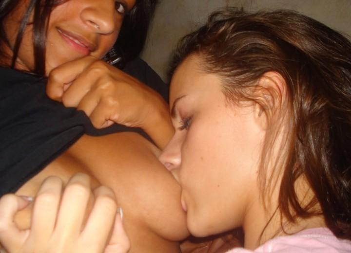 15P Gorgeous horny sweet amateur girls posing on camera naked