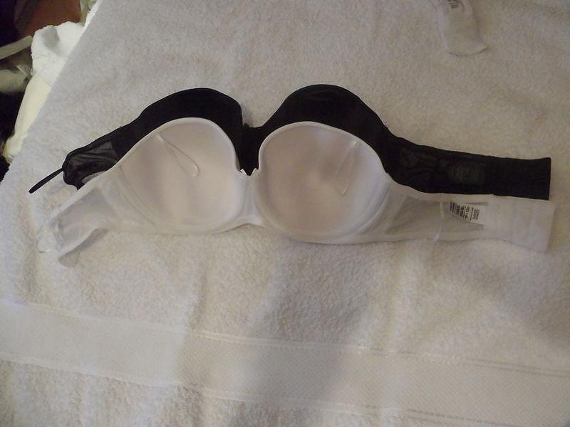 22P Bra shot