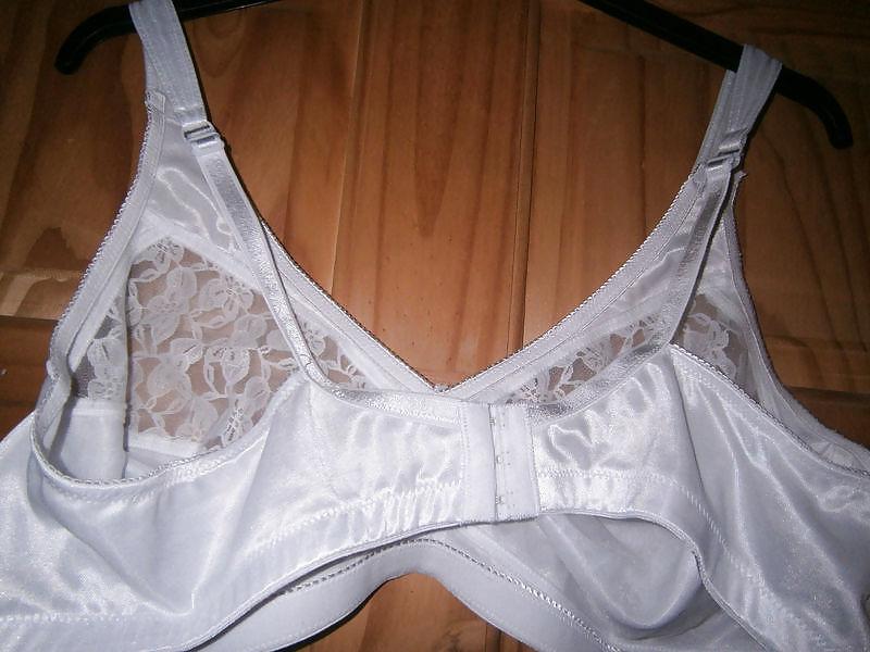 22P Bra shot