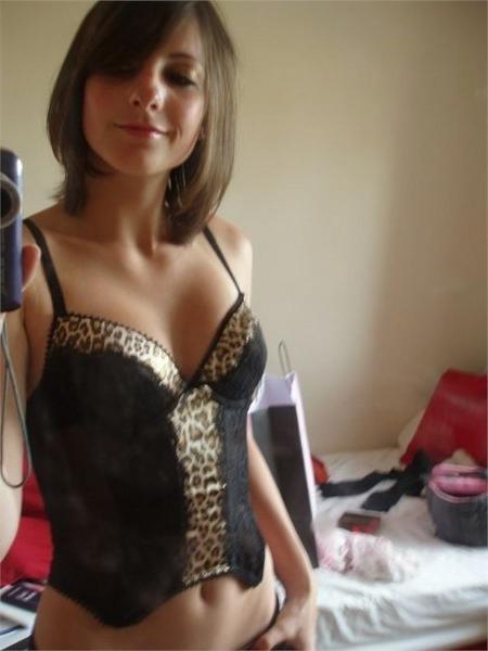 15P Beautiful teen girlfriends