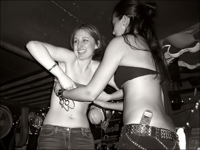 15P Many hottest amateur teens and babes posing on camera