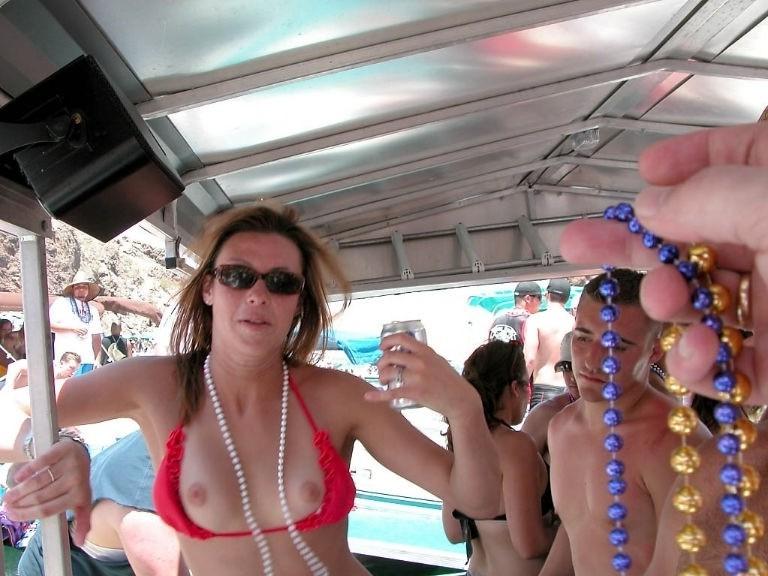 15P Gorgeous blonde teen with nice tits posing on camera naked
