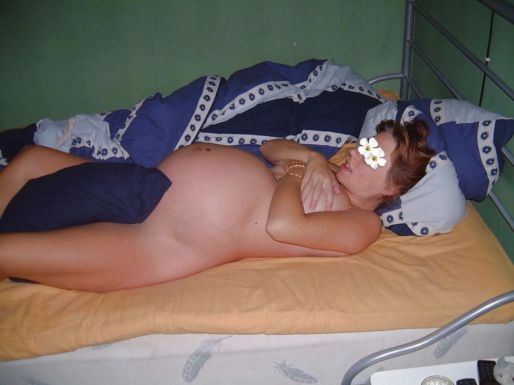 25P A pregnant wife