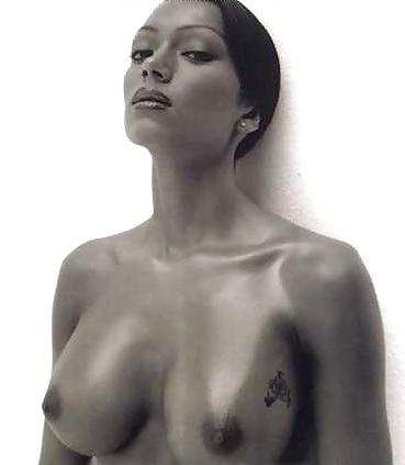 25P Tabatha Cash Mixed Pics