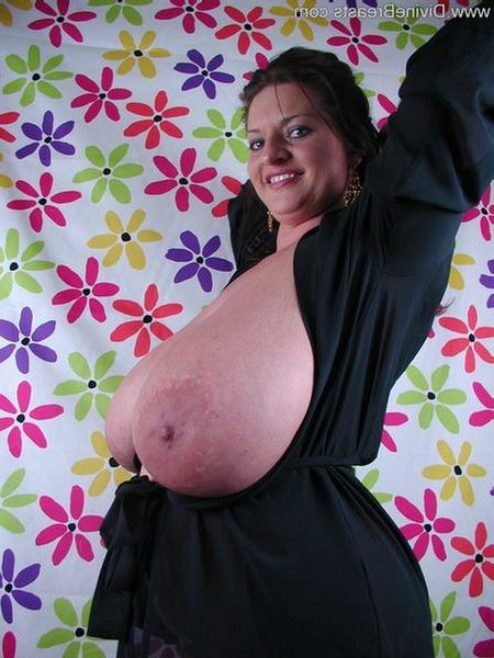 15P Milf with Big Tits Horny