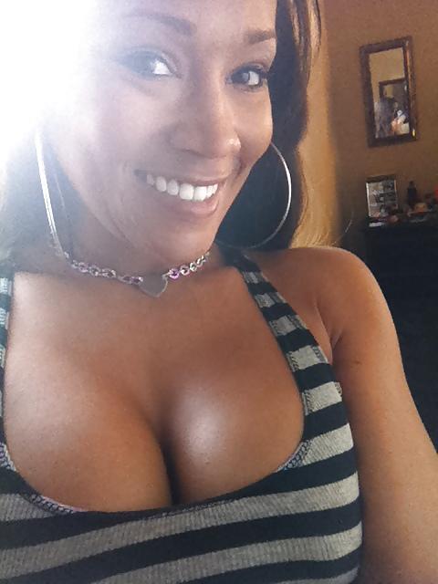 24P Amazing Face Amazing Tits Vol. Dos