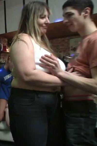 12P Drunken fatties at a bar are having an orgy and the party is fucking great with 