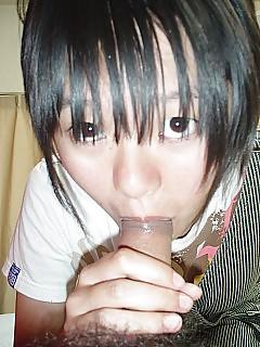 25P Japanese school girl shots her own nude 2