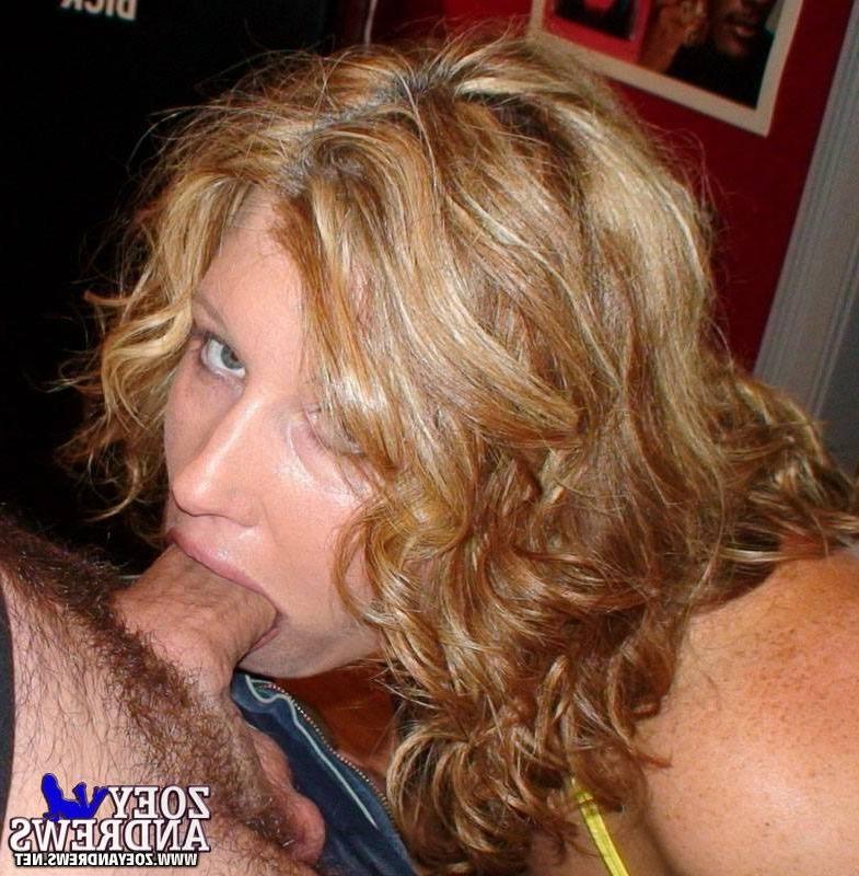 15P Milf getting fucked by the bar