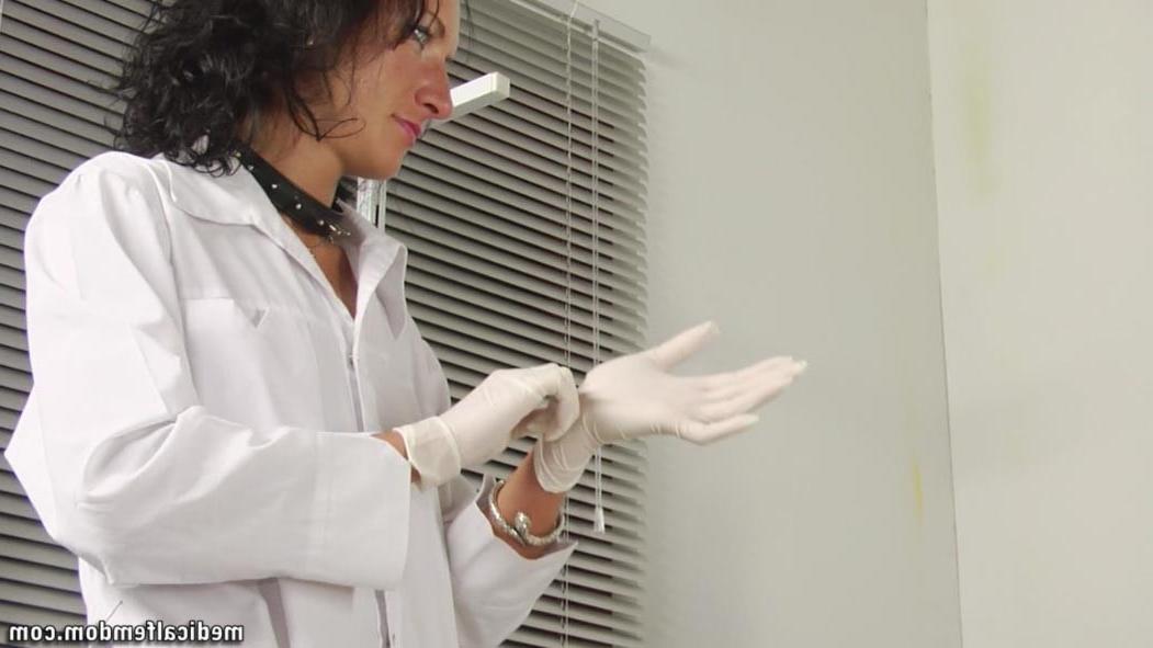 12P Rectal exam and foot worship at a male physical