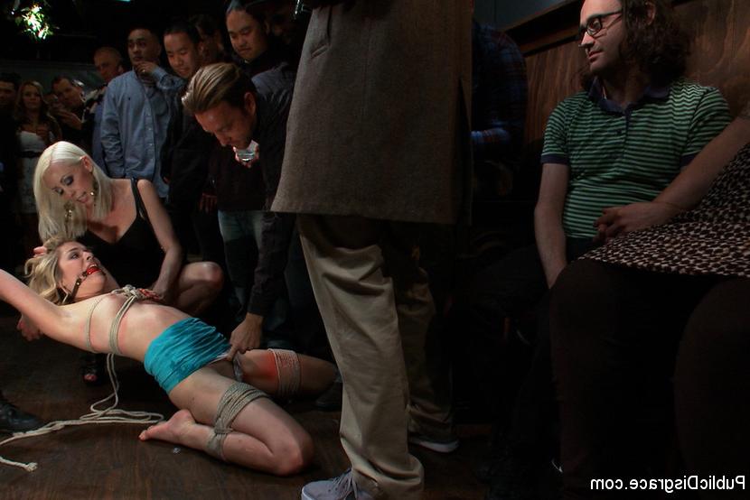 15P Lia Lor is in for a surprise when she gets dragged into a crowded bar full of pa