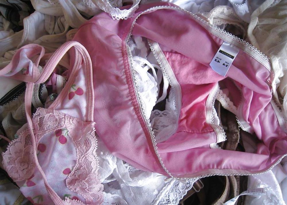25P My cum on panties