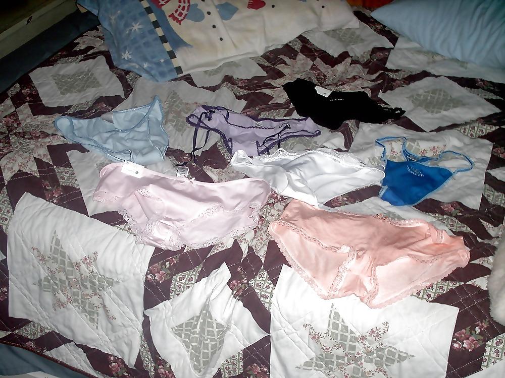 25P My cum on panties