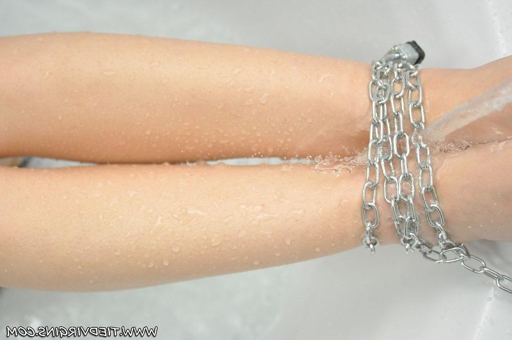 12P Chained up in the bath and ready for punishment