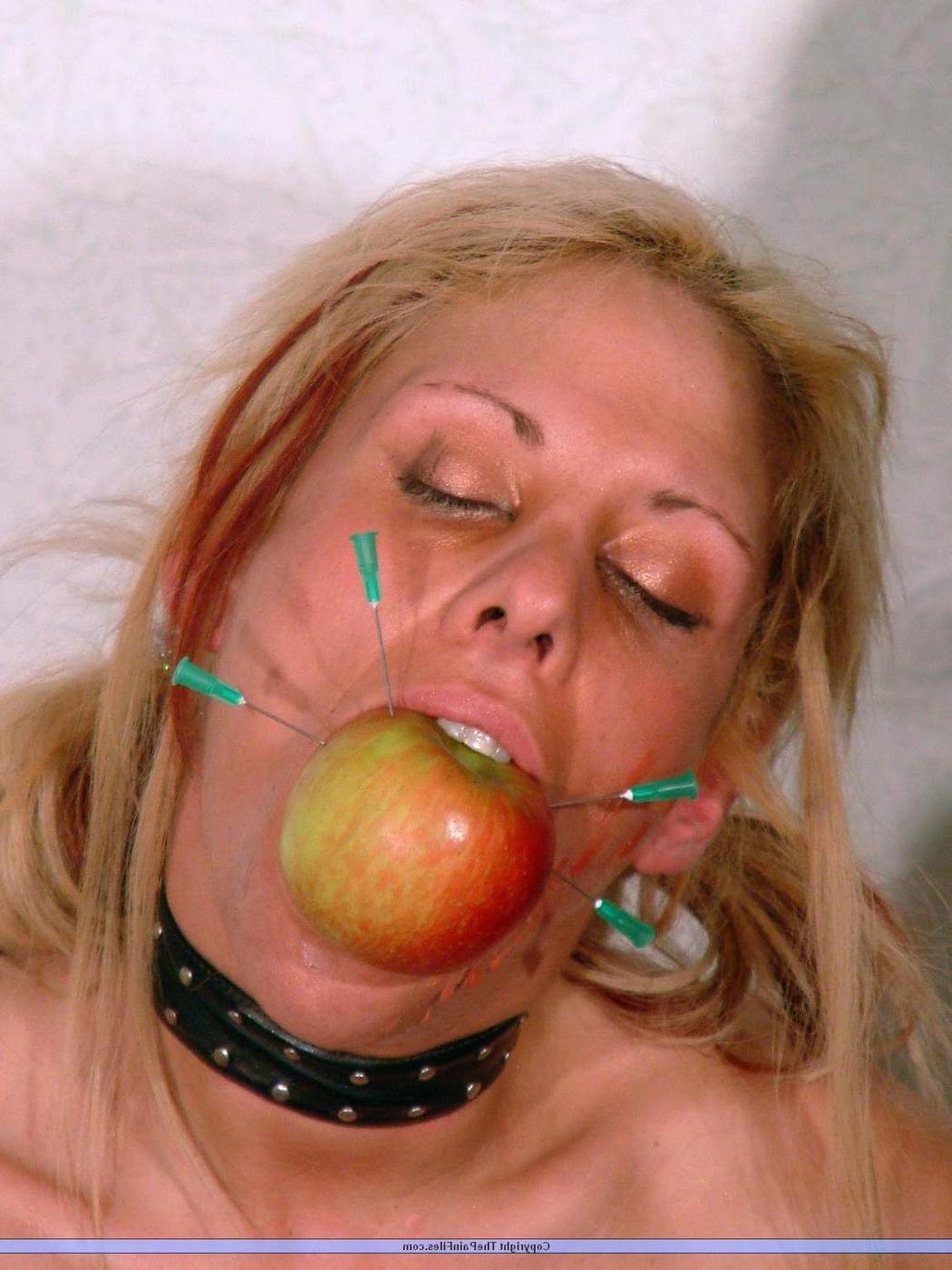 16P Psychological bdsm head games and needle pain for blonde slavegirl Crystel Lei