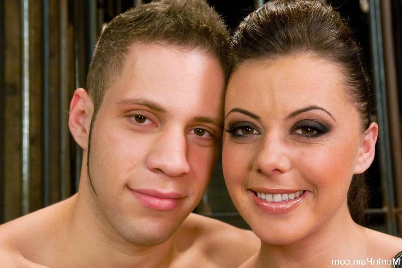 15P Chick dominates and fucks guy with strapon