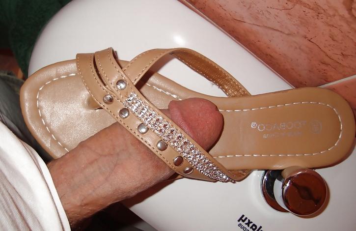 7P I cum on my girl shoes