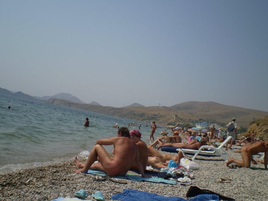 13P Warning -  real unbelievable nudist photos and videos